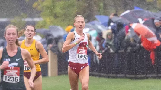 Leane Willemse crosses the finish line at the Nuttycombe Invitational 10/14