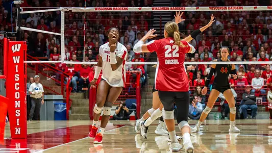Temi Thomas-Ailara celebrates after winning a point in match vs Maryland