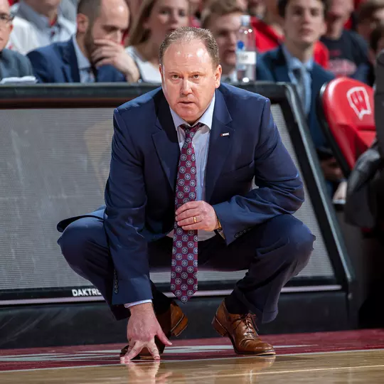 Head coach Greg Gard during a game in 2019