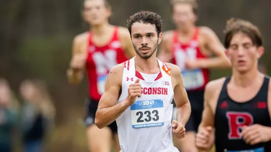 Joe dosAReis competes at the 2023 Big Ten Championships in Madison (Oct. 27 2023)