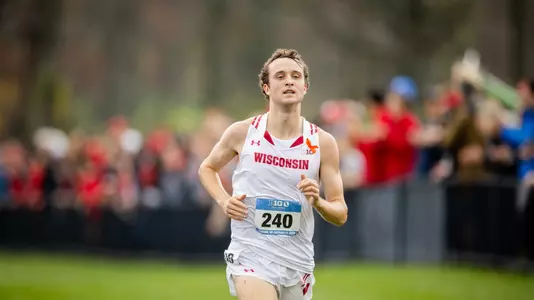 Adam Spencer competes at the 2023 Big Ten Championships in Madison (Oct. 27 2023)