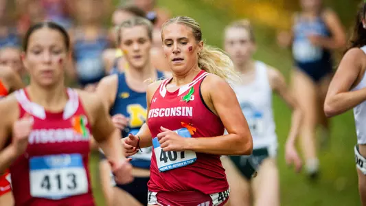 Victoria Heiligenthal competes at the 2023 Big Ten Championships in Madison (Oct. 27 2023)