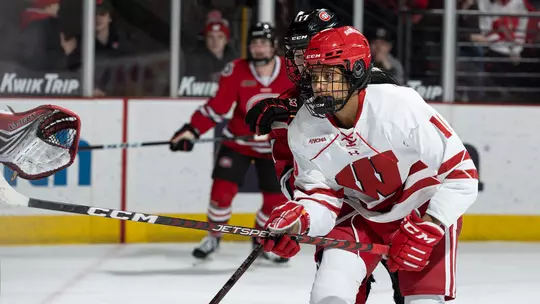 Laila Edwards vs. St. Cloud State