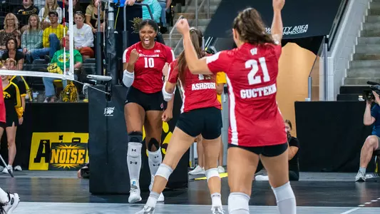 Devyn Robinson celebrates during match at Iowa