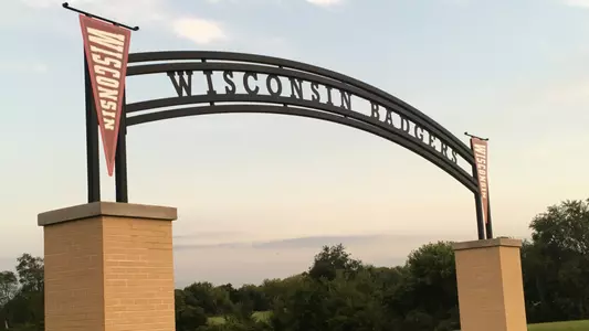 Thomas Zimmer Championship Course Arch (angle)