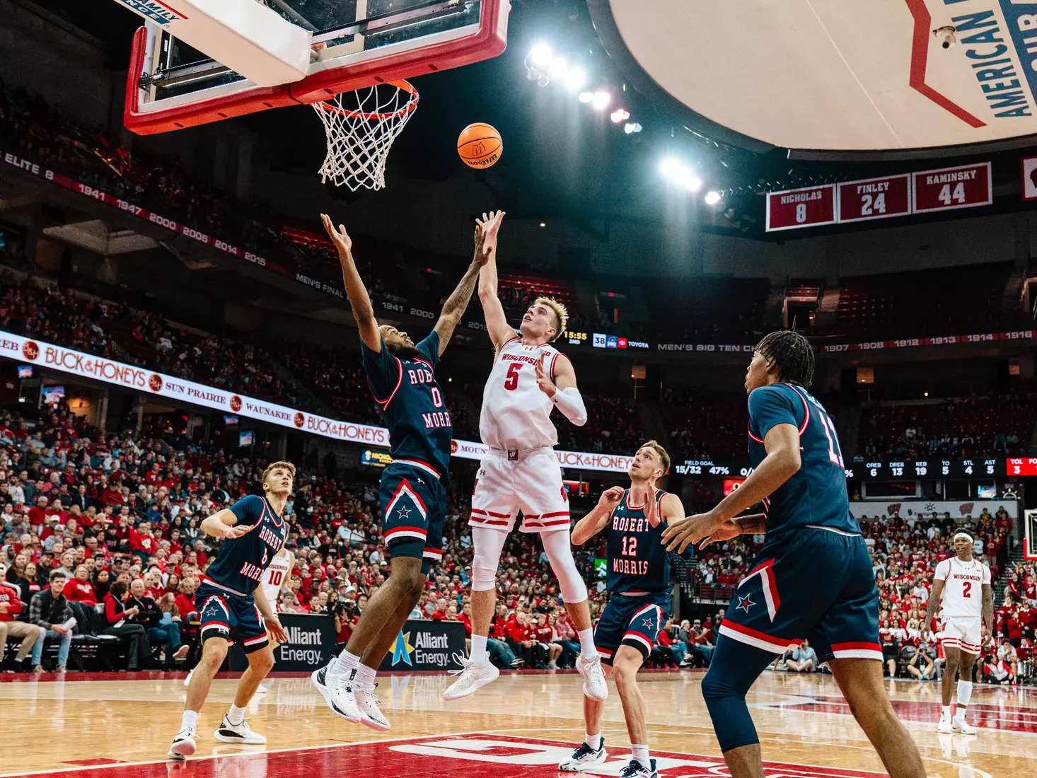 Tyler Wahl goes in for the shot