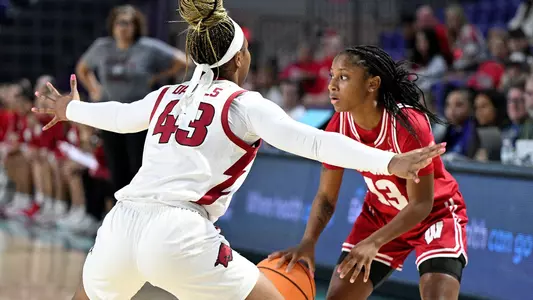 Ronnie Porter dribbles ball