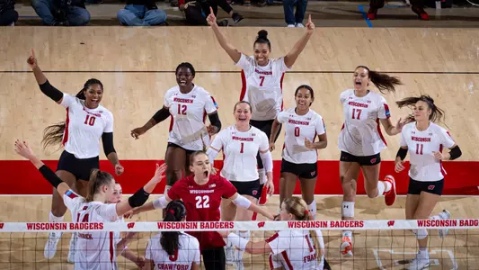 Badgers celebrate beating Miami