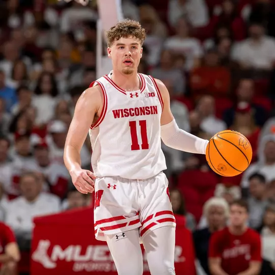 Max Klesmit (11) against Marquette