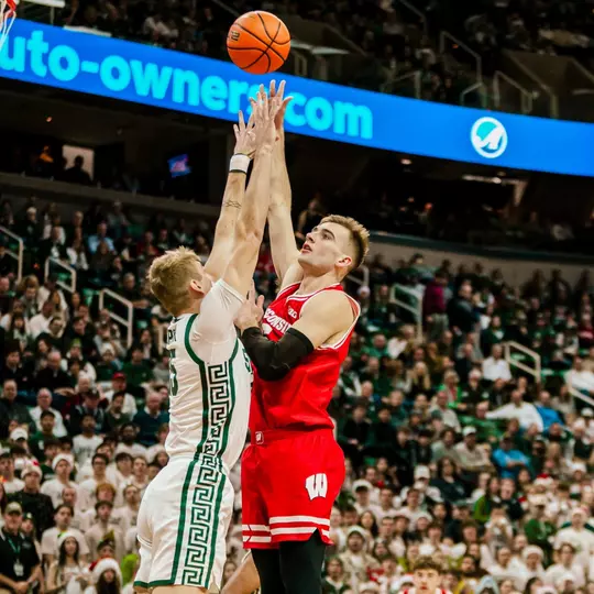 Tyler Wahl (5) against Michigan State