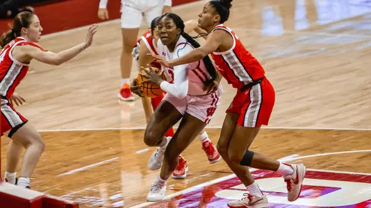 Serah Williams driving to the lane against an Ohio State defender