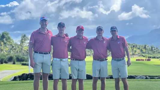 Wisconsin men's golf poses after placing fourth in the 2023 Puerto Rico Classic in Rio Grande, Puerto Rico on Feb. 14, 2023.