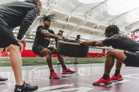 Jonas Duclona winter workouts