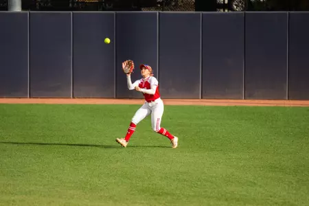 Molly Schlosser catching the ball