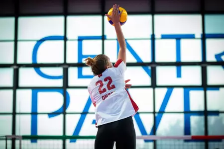 VB Julia Orzol Serving vs Italian National Team