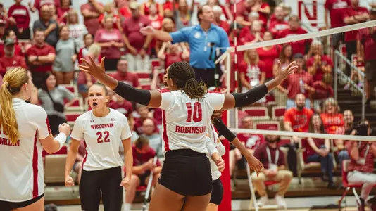Devyn Robinson celebrates with her team