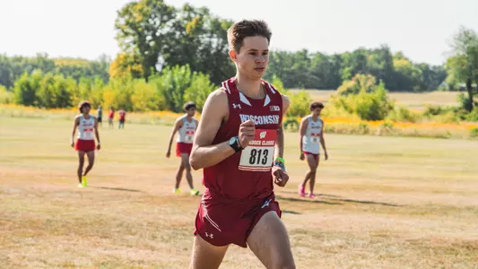 Oliver Paleen warming up at Badger Classic