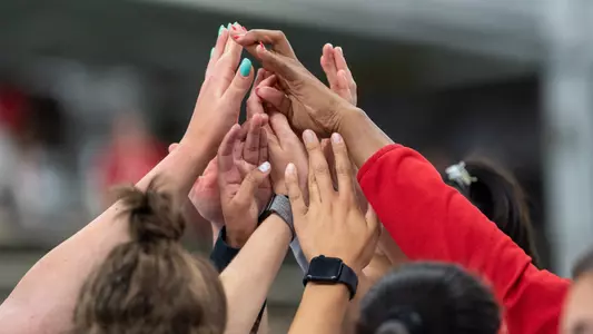 Women's Tennis Huddle