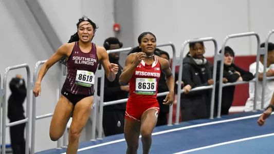 Taylor Gilling competes in the 300m at the Wisconsin Midwest Invitational 1/13/24