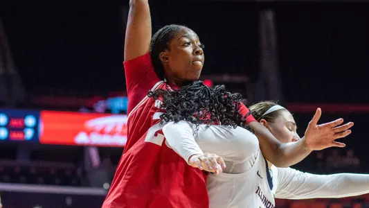 Serah Williams defending