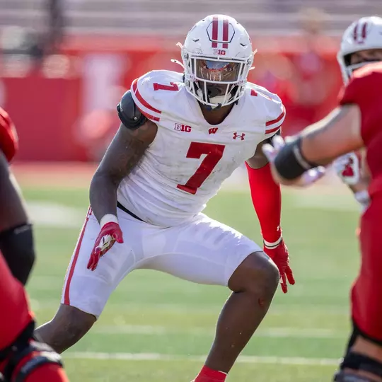 Wisconsin Badgers linebacker Jaheim Thomas (7) defends during a Big Ten Conference NCAA college football game against the Rutgers Scarlet Knights, Saturday, Oct. 12, 2024, in Piscataway, NJ. The Badgers won 42-7. (Photo by David Stluka/Wisconsin Athletic Communications)