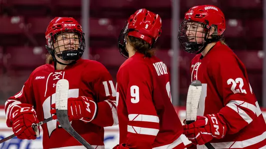 Cassie Hall, Ava Murphy and Laney Potter during a game