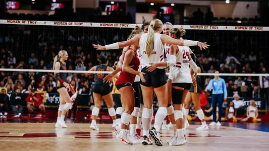 Badgers celebrate in match at USC
