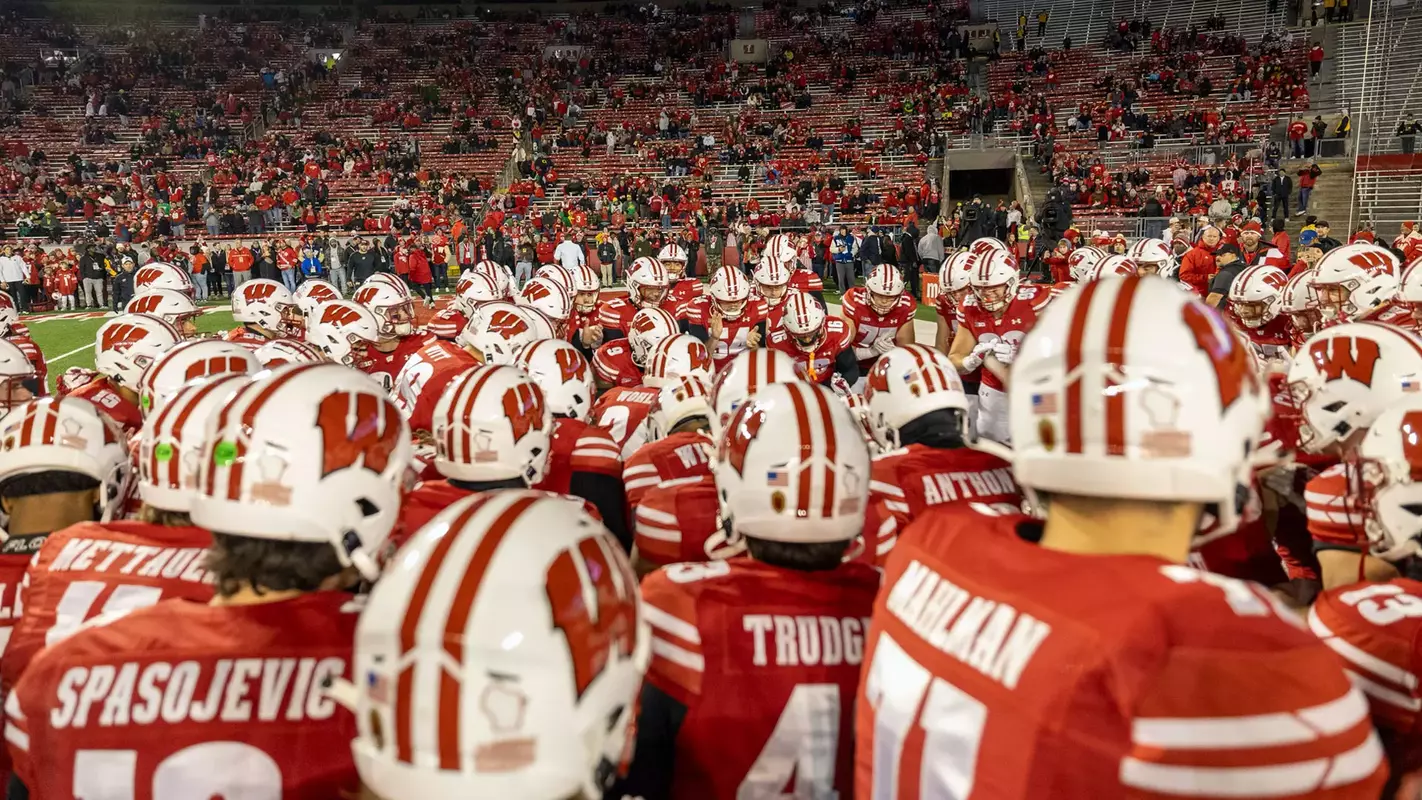 Wisconsin Football vs. Oregon