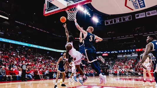 Kamari McGee hits a tough lay up against Montana State 11/07/24