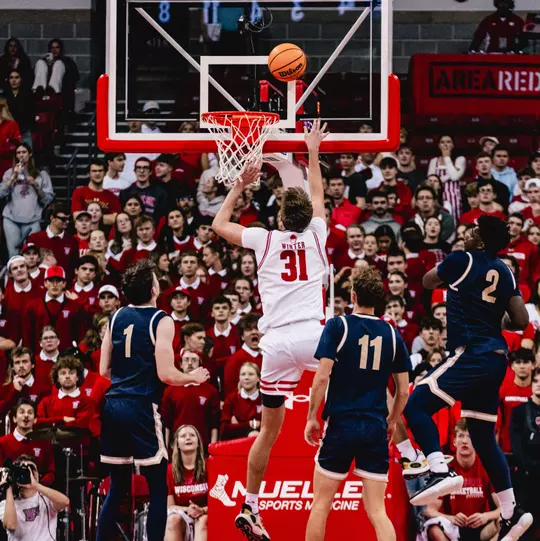 Nolan Winter gets the bucket against Montana State