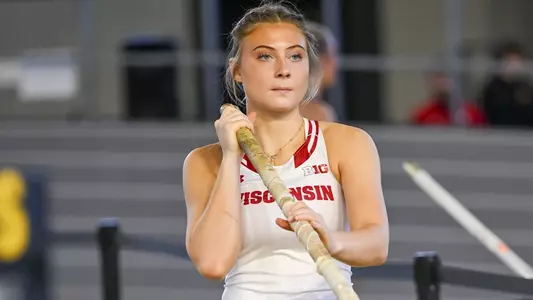 Kenzi Kluge competes in the pole vault at the Larry Wieczorek Invitational