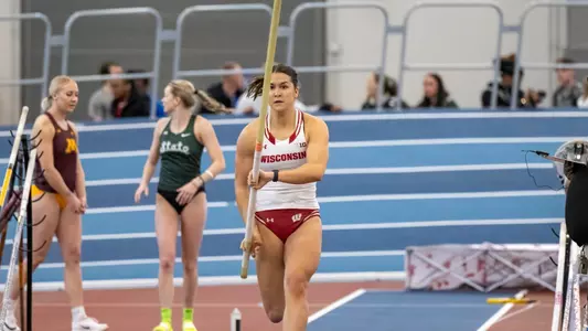 Julia Moore competes at the Badgers Windy City Invitational on Feb. 9 2024