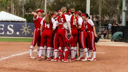 Badgers huddle up against Kentucky