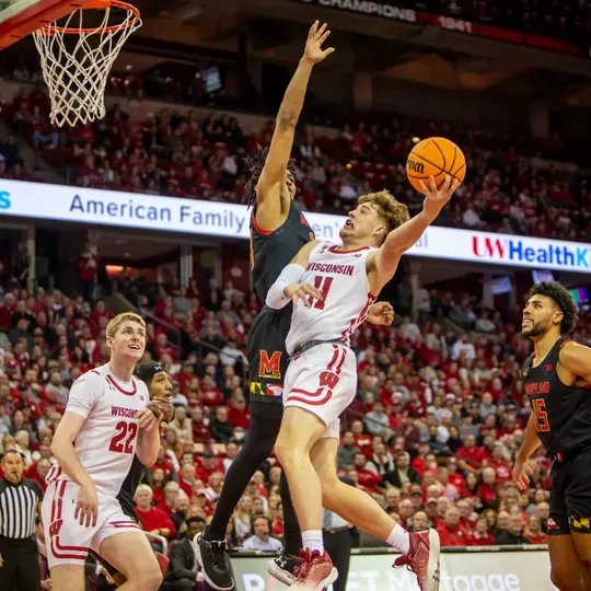 Max Klesmit (11) against Maryland during 2022-23 season