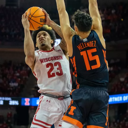 Chucky Hepburn (23) against Illinois during 2022-23 season