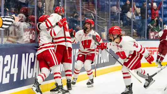 Women's Hockey Celebrates Goal vs. Colgate