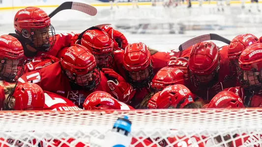 Women's Hockey Huddle vs. OSU