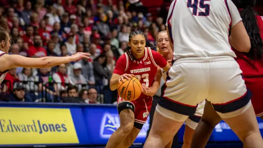 D'Yanis Jimenz takes ball down court