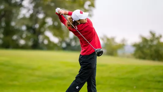 Alexia Siehl takes a swing at the 2023 Badger Invitational