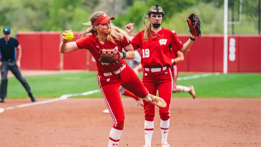 Skylar Sirdashney throws out runner