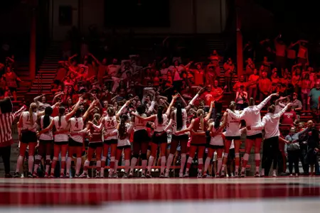 Wisconsin volleyball team sings varsity with the student section