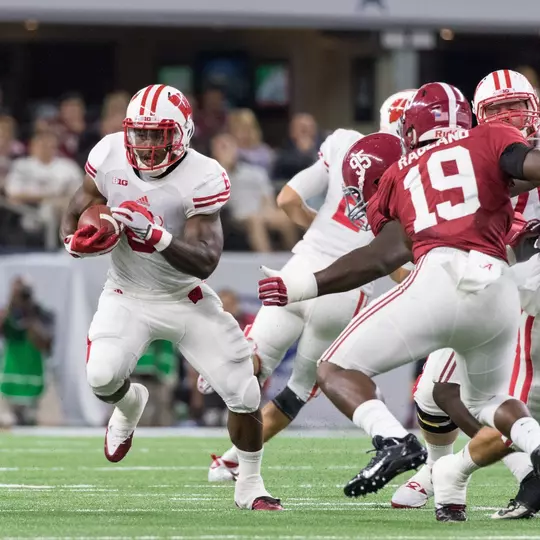 Wisconsin Badgers running back Corey Clement (6) carries the ball during the Advocare Classic NCAA college football game against the Alabama Crimson Tide Saturday, September 5, 2015, in Arlington, Texas. The Crimson Tide beat the Badgers 35-17. (Photo by David Stluka)
