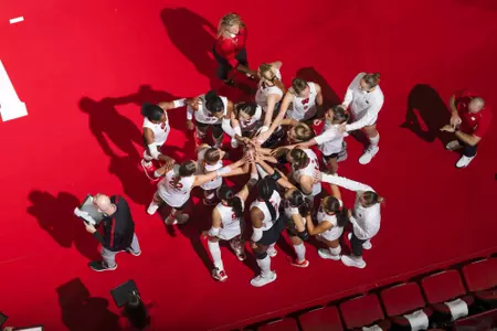 Team huddle against Marquette Sept. 17, 2024