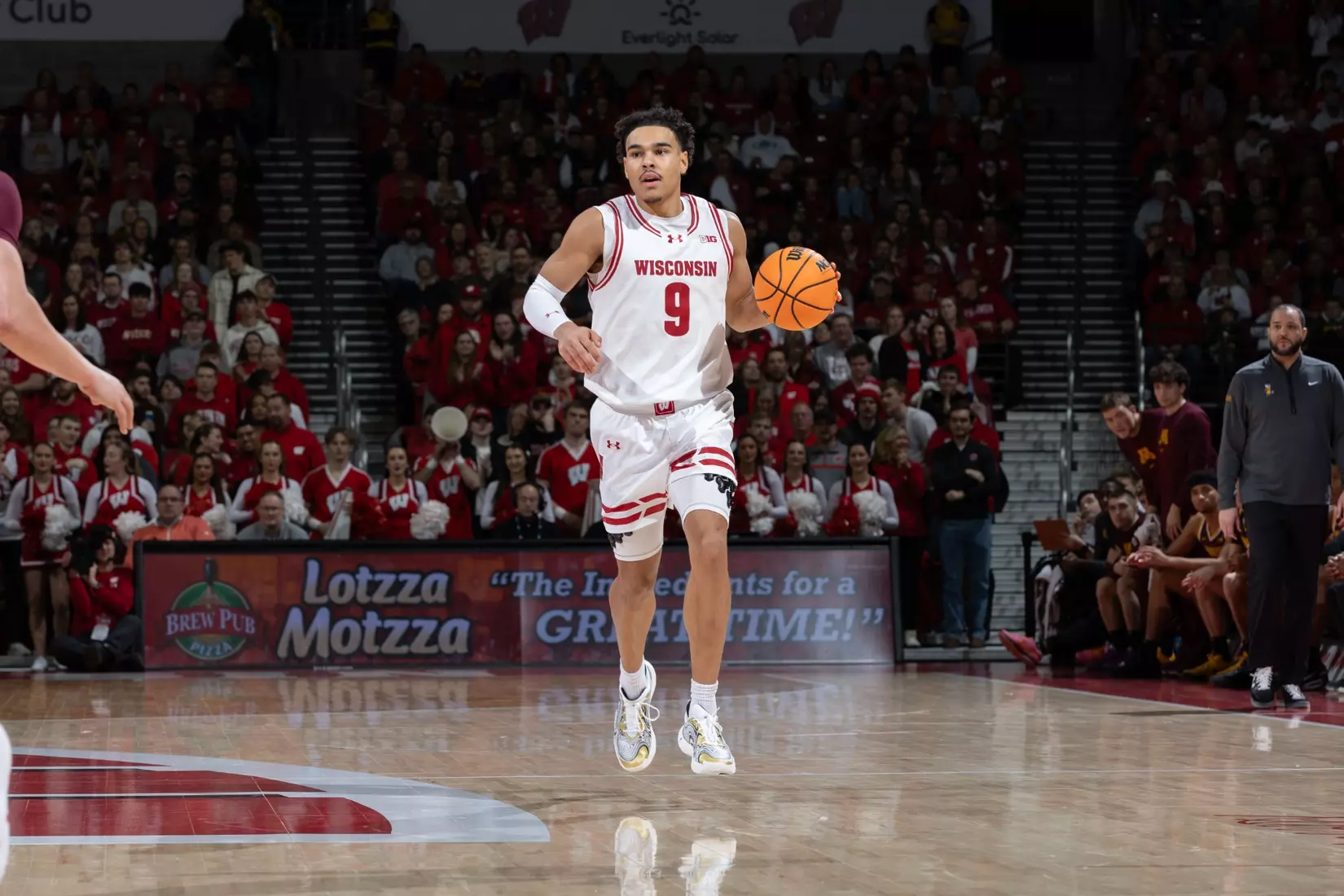 John Tonje brings up the ball