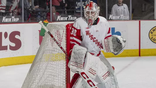 Tommy Scarfone in net for Wisconsin at the Kohl Center