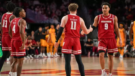 Badgers support each other at USC