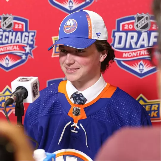 Quinn Finley after being drafted by the New York Islanders in 2022