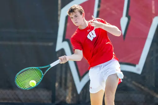 Ferdinand Kloesters returns a serve