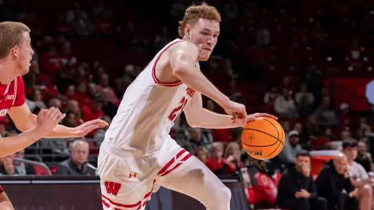 Austin Rapp drives to the basket during Red-White scrimmage