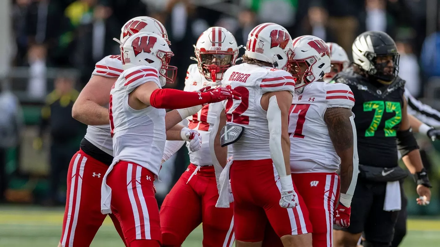 Wisconsin Badgers during a Big Ten Conference NCAA college football game against the Oregon Ducks, Sat., Oct. 25, 2025, in Eugene, Ore. (Photo by David Stluka/Wisconsin Athletic Communications)